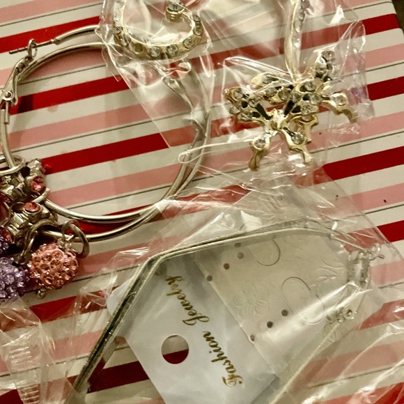 New 11pc. Personalized Jewelry Lot - Picture 4 of 11